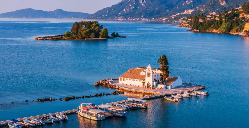 Vacanza in barca a vela Corfù – crociera tra le isole Ionie