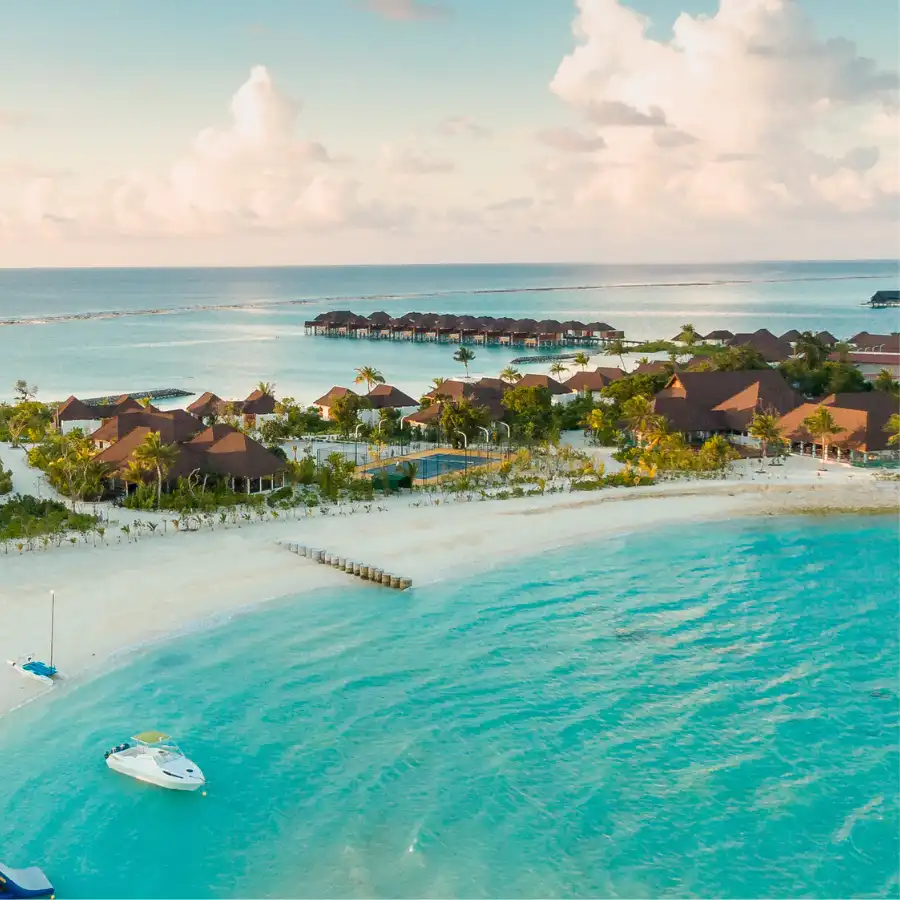 maldive-resort-laguna-turchese-ville-overwater vacanza in crociera